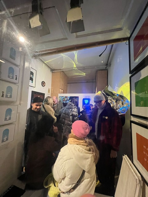 vernissage_bernheimer_blick_in_volle_gagalerie_2025